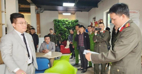 CEO Triệu nụ cười quảng cáo đồng QFS 'sẽ thay thế tiền giấy' để lừa 34 tỷ đồng