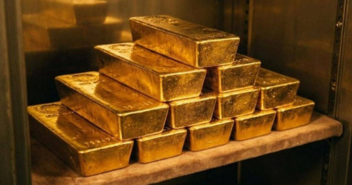 Vàng "phớt lờ" cú tăng lãi suất của Fed