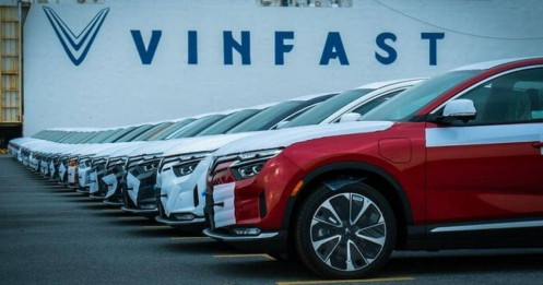 CNBC: Tesla khó có cửa đấu VinFast trên chính "sân nhà" Việt Nam