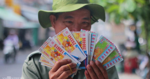 Bình quân mỗi năm người Việt chi hơn 100.000 tỷ đồng mua vé số