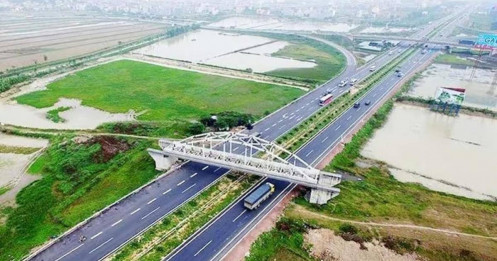 HoSE sắp "đón" thêm tân binh xây dựng