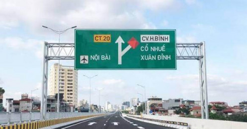 “Giá long môn” gắn biển báo giao thông trên đường có ý nghĩa ra sao?