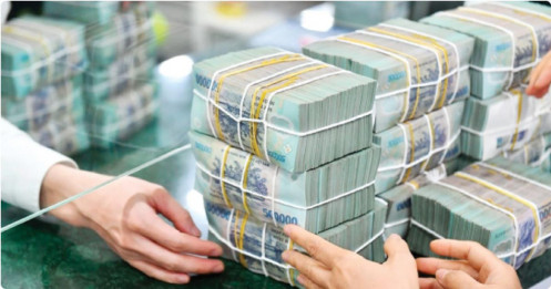 Lãi suất tăng, người vay BĐS bắt đầu “đuối sức”: Có người rao bán cùng lúc 4 tài sản
