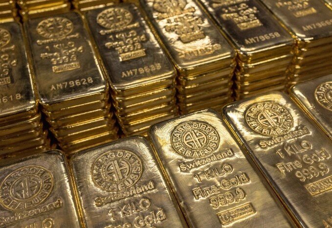 Các ngân hàng trung ương muốn bán USD mua vàng