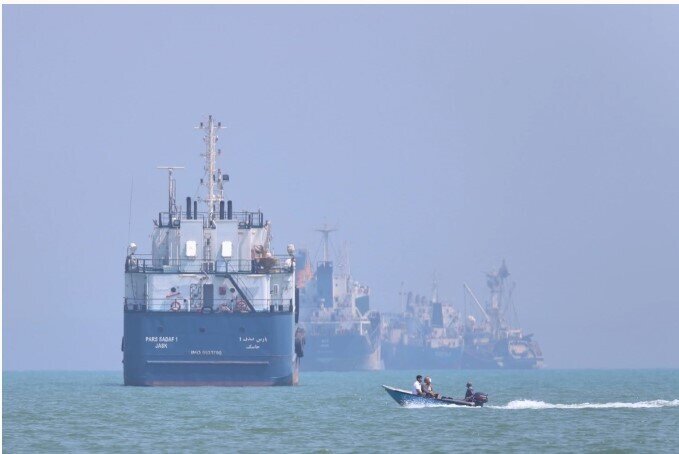 Cuộc cạnh tranh định hình luật chơi mới ở Hormuz