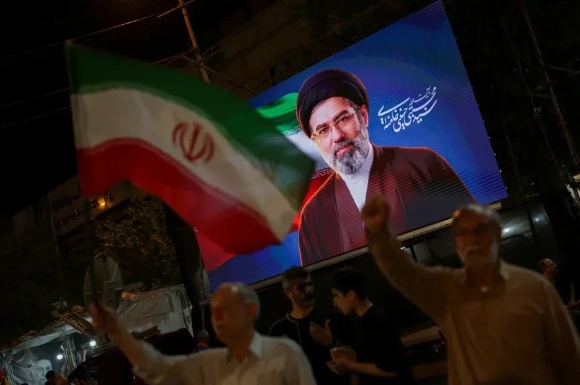 Lãnh tụ Iran có xuất hiện tại quốc tang?