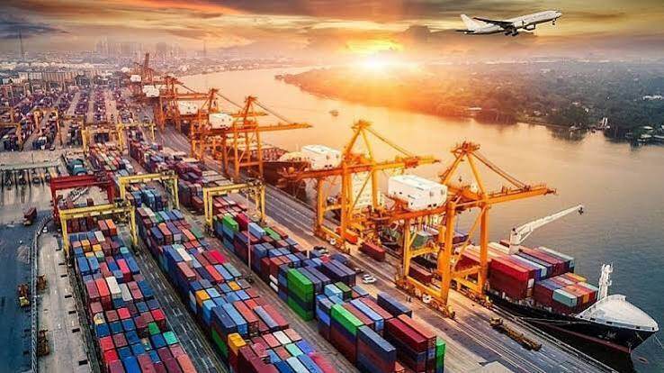 Xuất khẩu Việt trước rủi ro thuế mới từ Mỹ