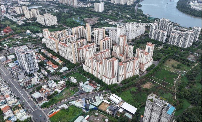 Đề xuất TP HCM được quyết giá trần nhà ở thương mại 'vừa túi tiền'