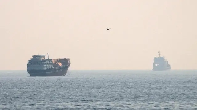 Mỹ sẽ tiếp quản Hormuz?