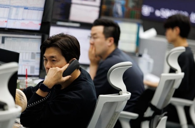 KOSPI lao dốc hơn 8%, chứng khoán Hàn Quốc lại ngắt mạch giao dịch