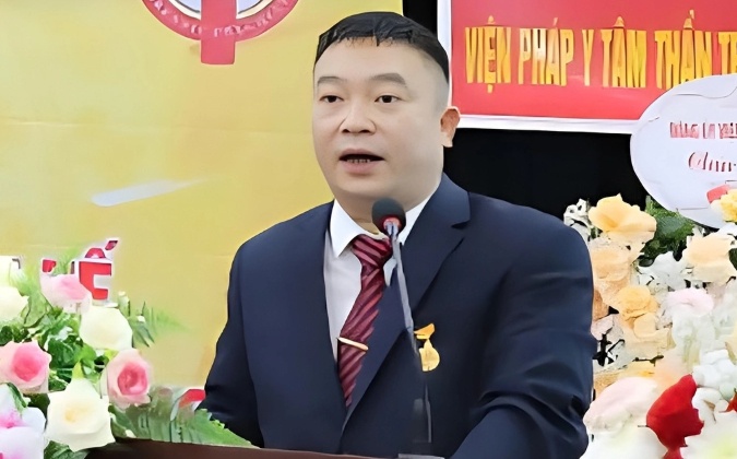 Vợ Viện trưởng pháp y tâm thần 'dựa bóng' chồng, nhận tiền để can thiệp nội bộ