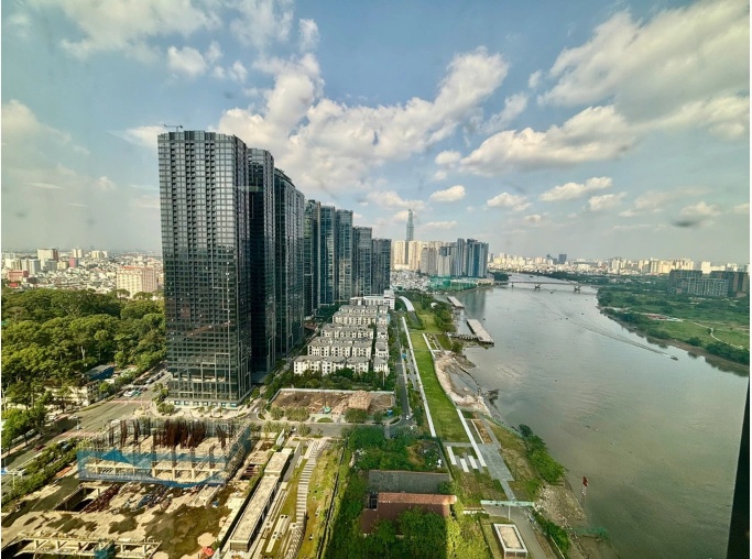 Bất động sản hàng hiệu đổ về đô thị