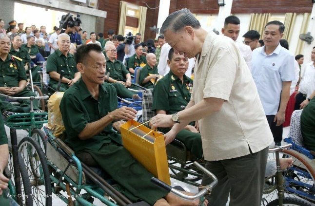 Tổng Bí thư, Chủ tịch nước: Tri ân người có công là thước đo nhân văn của chế độ