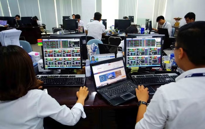 Mất mốc 1.800, VN-Index còn giảm đến đâu?