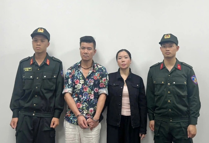 Cựu công an 'bắn' tin cho tội phạm, được bao du lịch miễn phí
