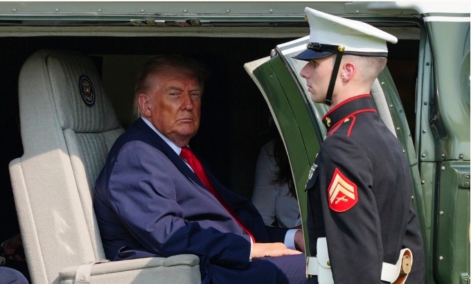 Lá bài quân sự ông Trump có thể tung ra ở Hormuz