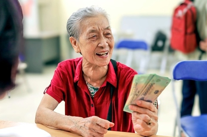Người cao tuổi sắp được nhận tiền mặt từ 300.000 đồng đến 5 triệu đồng, ai đủ điều kiện?