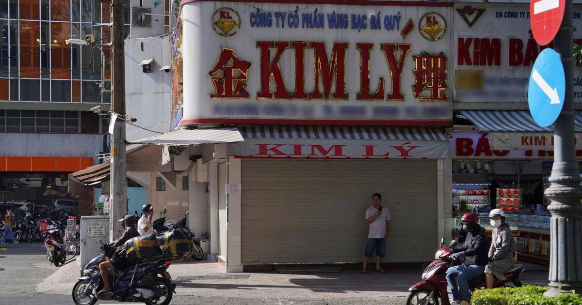 Kim Lý từ "uy tín" đến vòng lao lý
