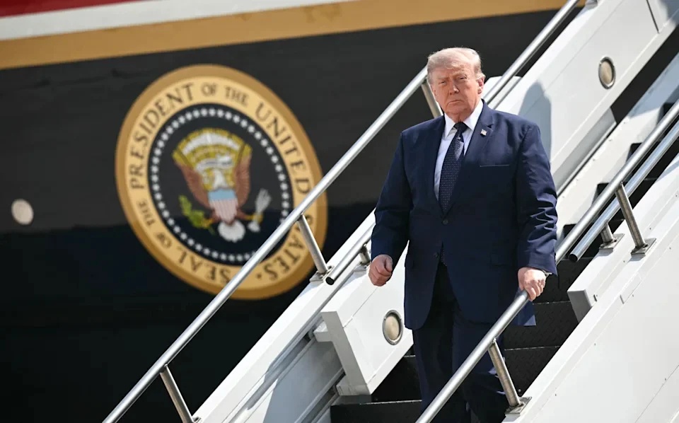 Trump mở rộng "ván bài" thuế quan