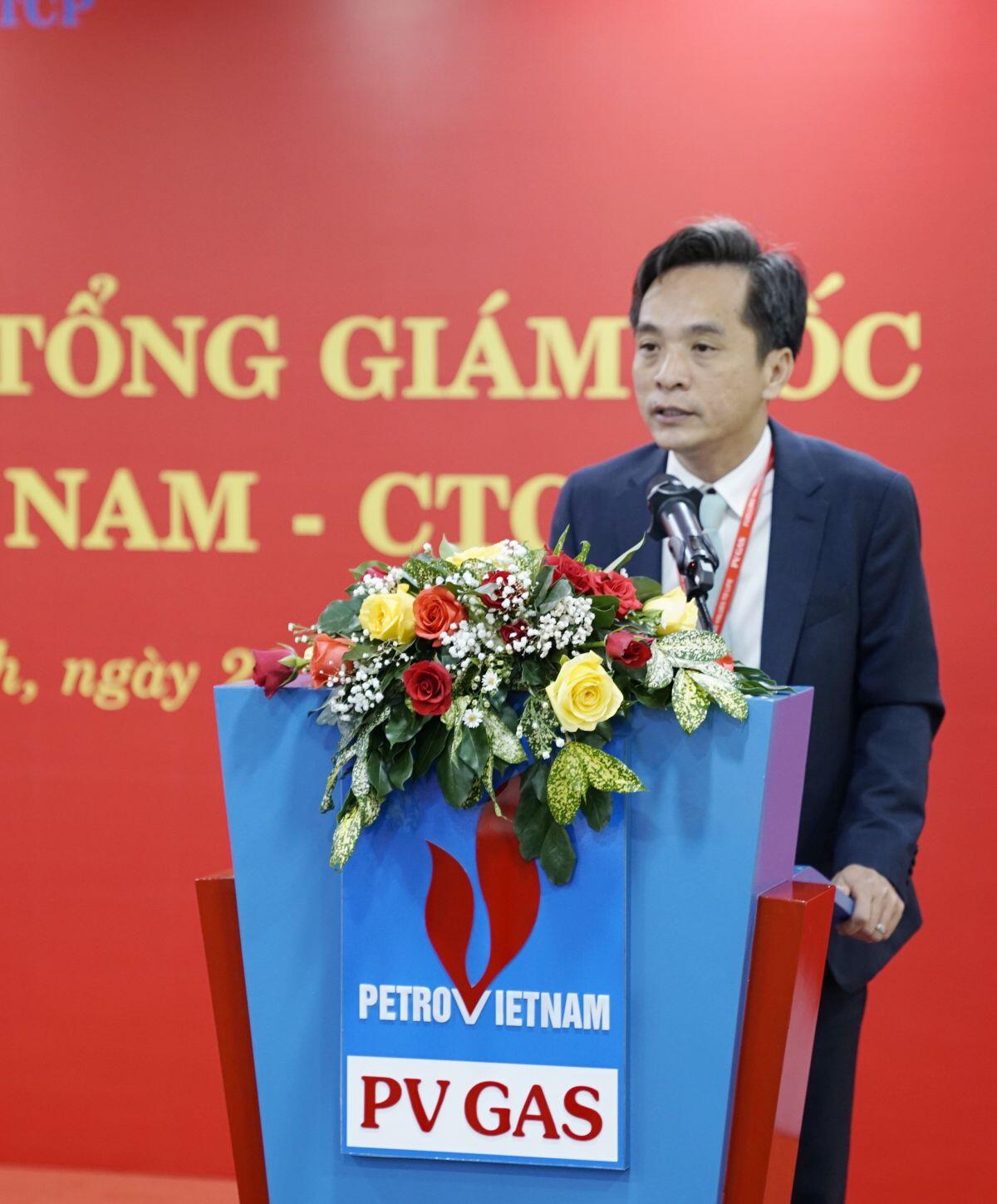 "Ông lớn" dầu khí 157.000 tỷ đồng bất ngờ thay người điều hành