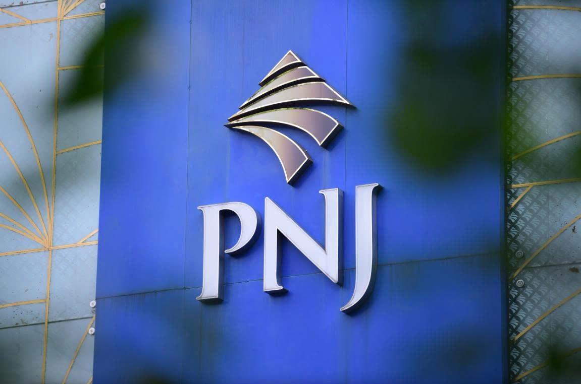 PNJ bị cắt margin hàng loạt