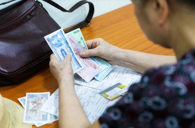 Hai phương án điều chỉnh tuổi nhận trợ cấp hưu trí xã hội