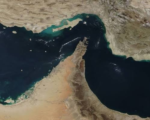 Iran quyết siết eo biển Hormuz