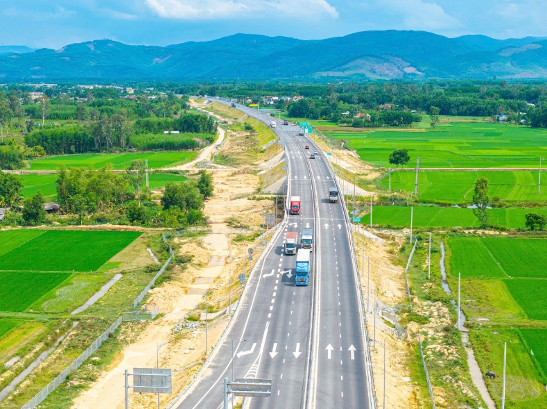 Đèo Cả (HHV) tăng trưởng lợi nhuận hai chữ số, mở rộng dư địa từ đầu tư, xây lắp đến vận hành