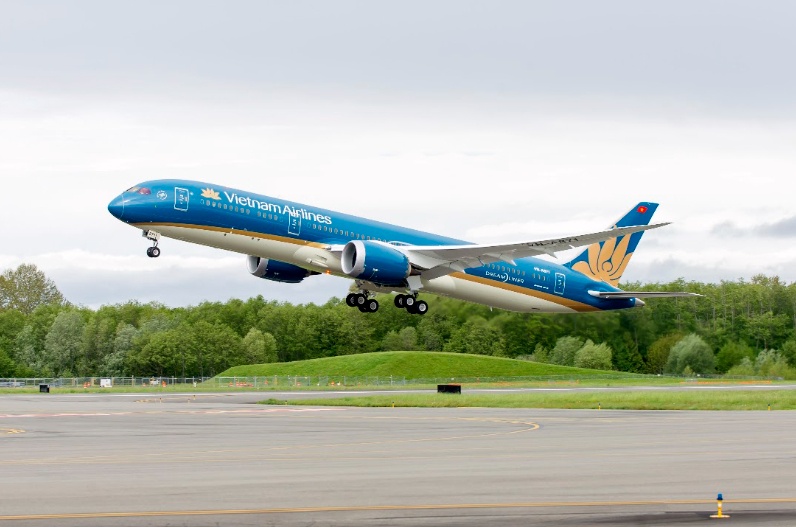 Tăng trưởng 28% doanh thu 6 tháng đầu năm, Vietnam Airlines góp sức cho mục tiêu tăng trưởng kinh tế