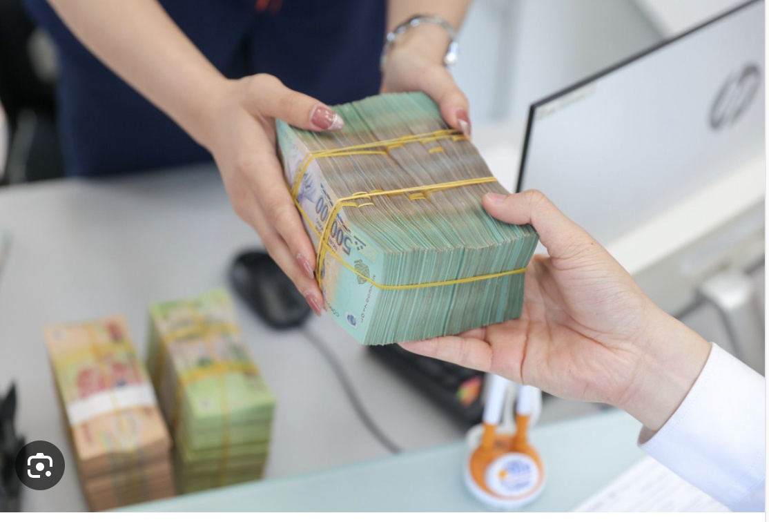 10 ngân hàng lãi cao nhất 6 tháng năm 2026