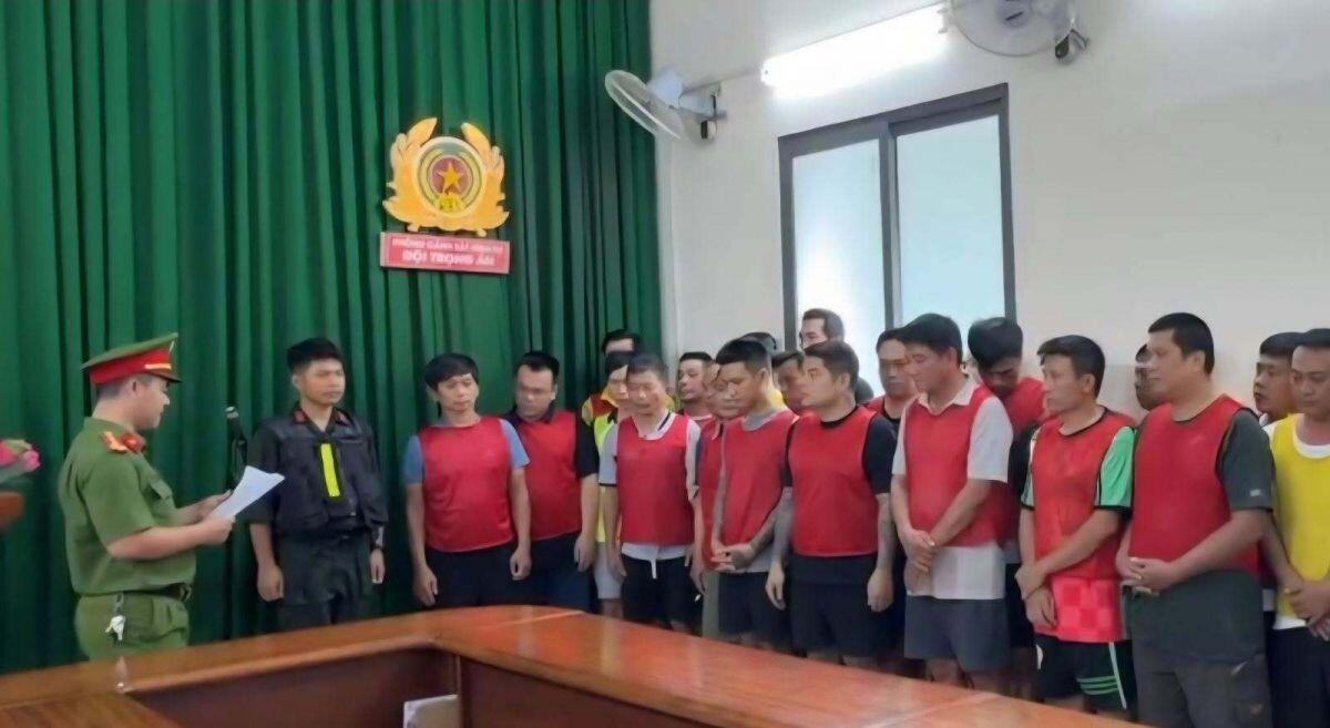 35 người bị bắt trong đường dây cá độ qua Bong88, "ông trùm" vẫn đang bỏ trốn?