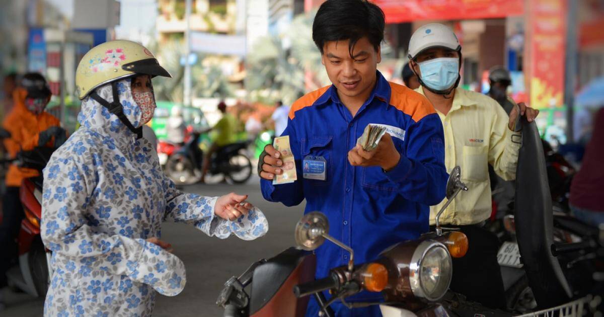 Xăng E10 trước bài toán thiếu ethanol nội