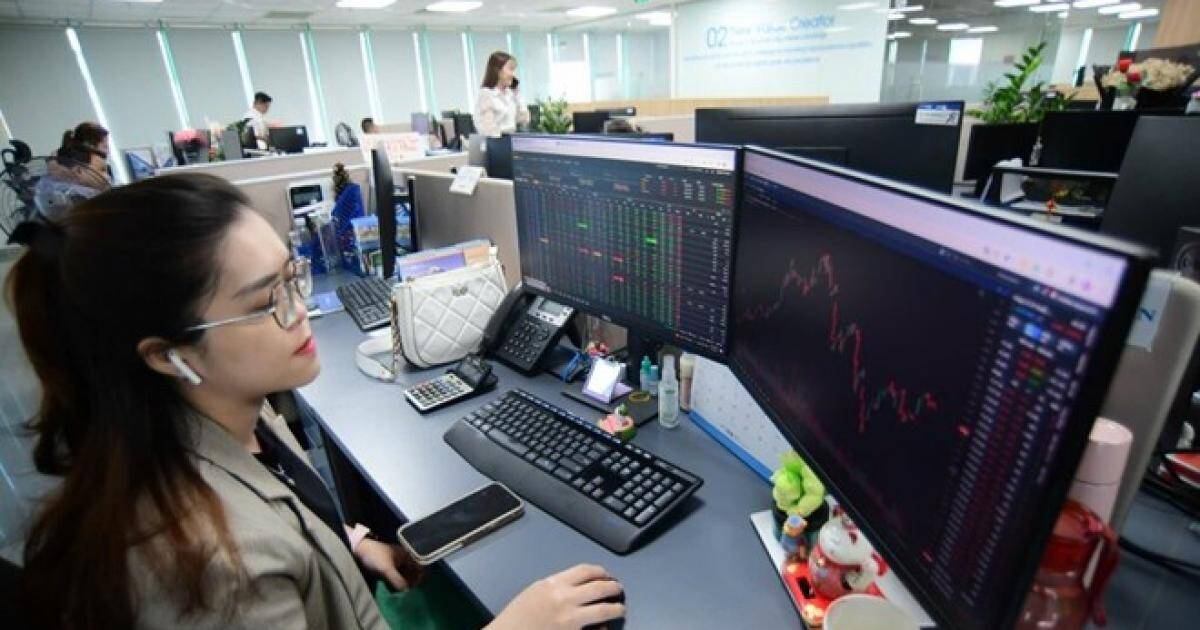 Cổ phiếu rẻ: Cơ hội hay cái bẫy chọn sai?