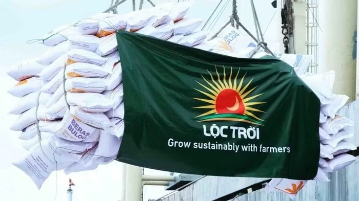 Lãnh đạo tiếp tục "gom" cổ phiếu