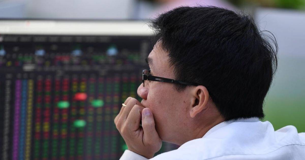 VN-Index tăng 8,7 điểm, thanh khoản vẫn “nguội”