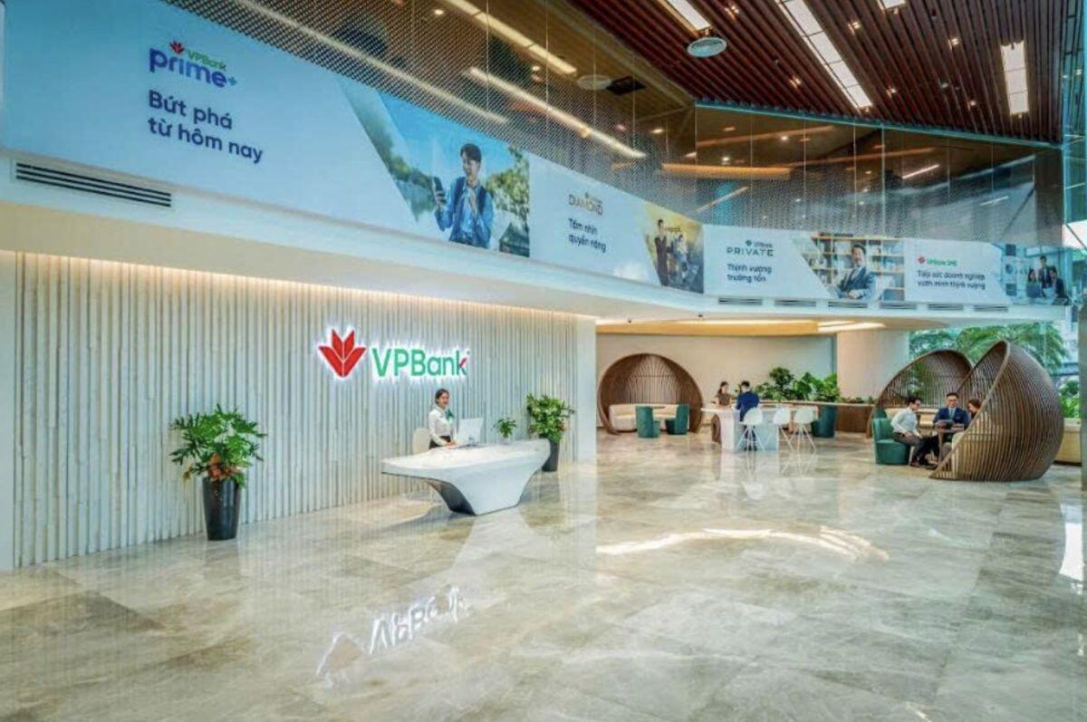 Lợi nhuận lập đỉnh, cổ phiếu VPBank được giới phân tích đánh giá “hấp dẫn”