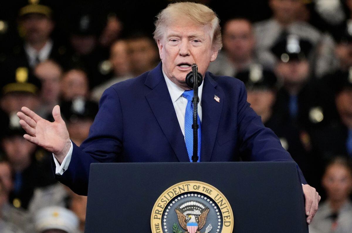 Ông Trump: 'Eo biển Hormuz sẽ sớm là lãnh thổ Mỹ'