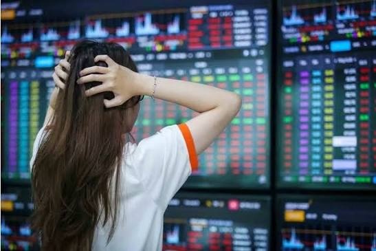 Gần 1,4 tỷ cổ phiếu rời sàn tháng 8