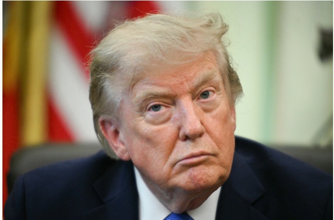 Lý do ông Trump dọa 'ném bom tơi bời' Oman