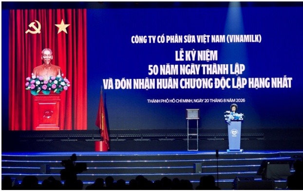Vinamilk đón nhận Huân chương Độc lập hạng Nhất tại dấu mốc 50 năm