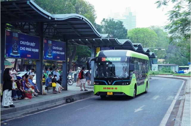 Quốc khánh 2/9: Hà Nội miễn phí xe buýt, tàu điện 5 ngày liên tiếp