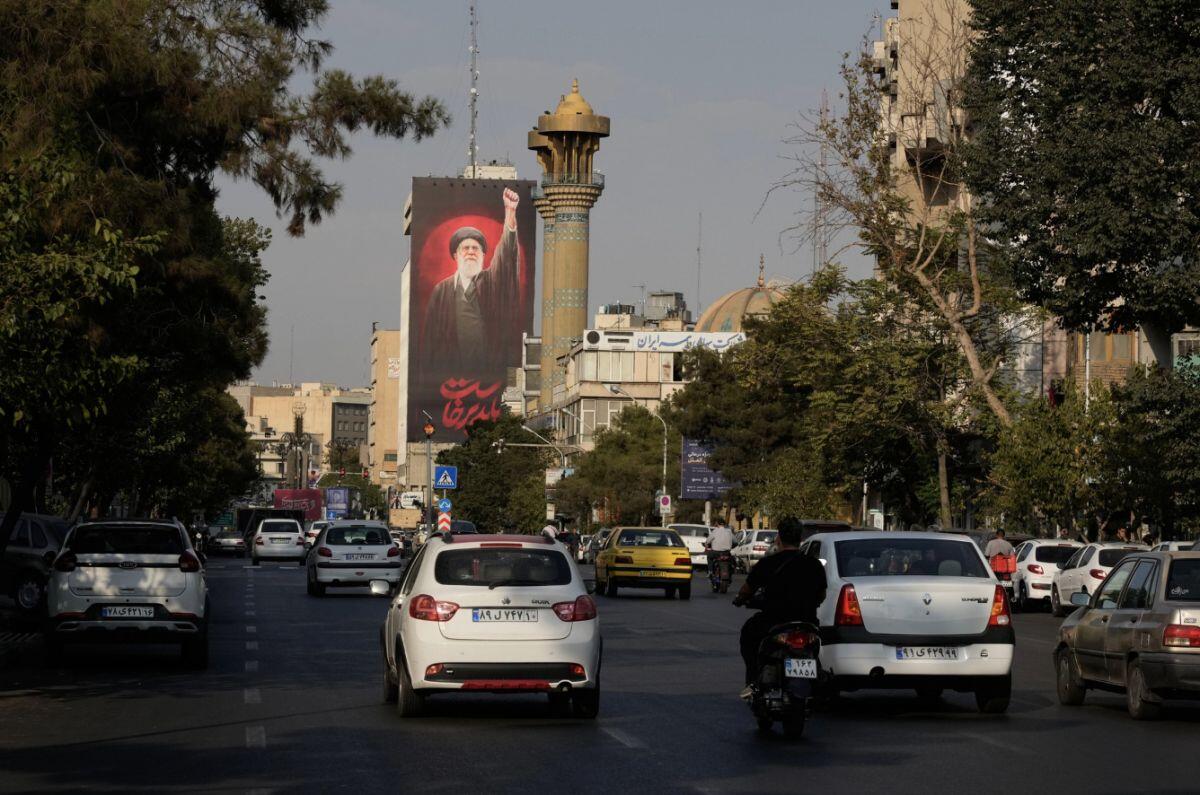 Mỹ công bố kế hoạch 'bóp nghẹt kinh tế' Iran