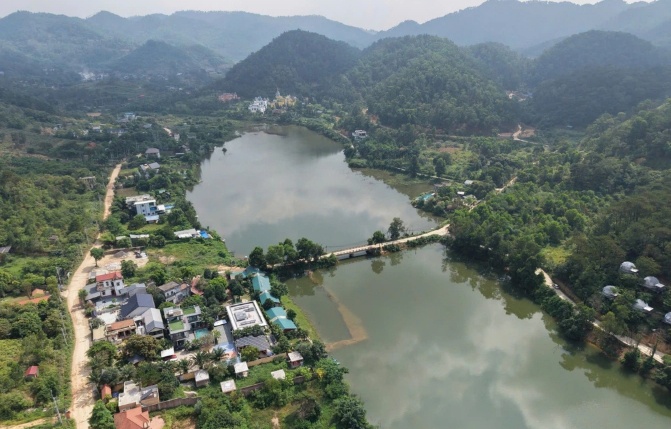 Cưỡng chế công trình vi phạm ở rừng Sóc Sơn