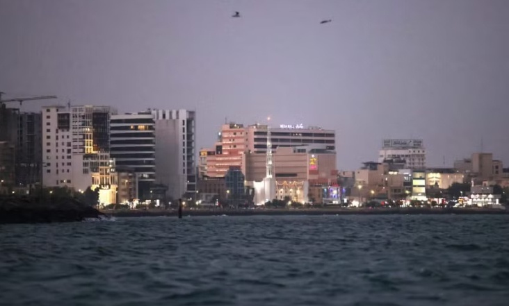 Iran mở rộng vùng cấm hàng hải ra ngoài eo biển Hormuz