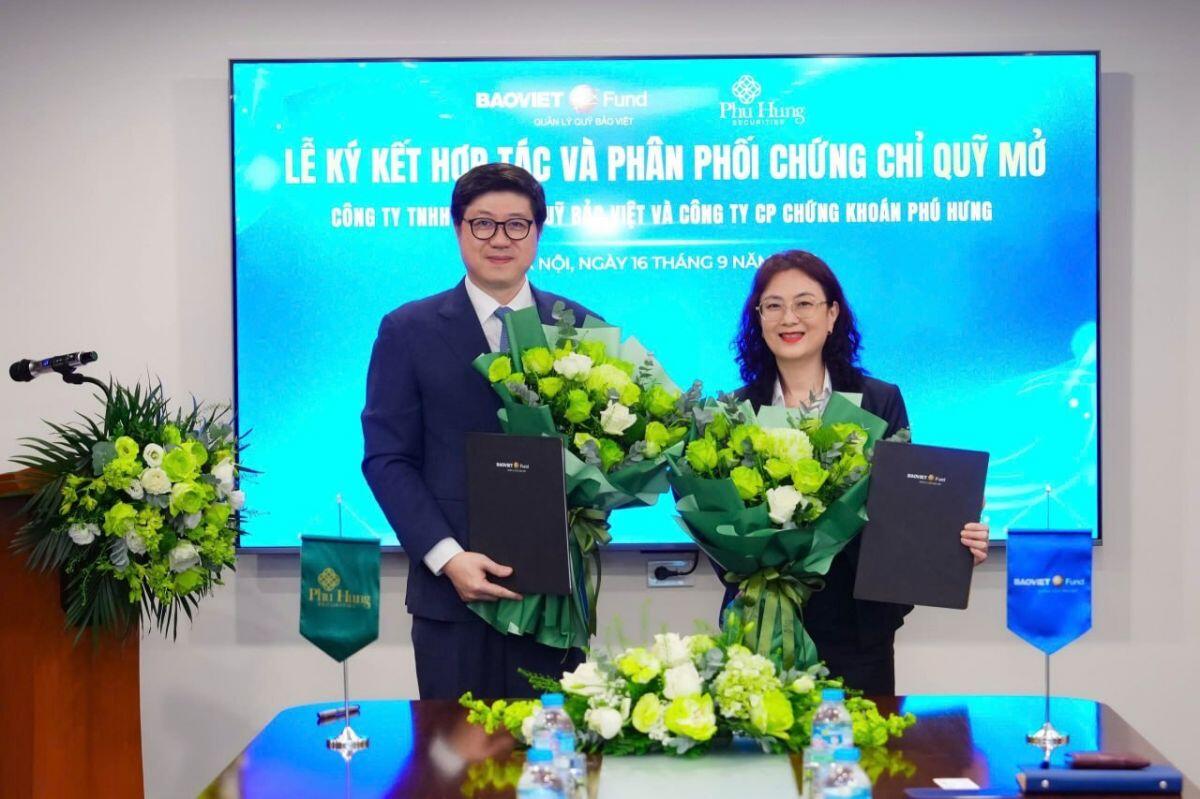 Baoviet Fund và Chứng khoán Phú Hưng ký kết hợp tác phân phối chứng chỉ quỹ mở
