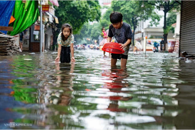 Nội đô Hà Nội còn gần 20 điểm ngập