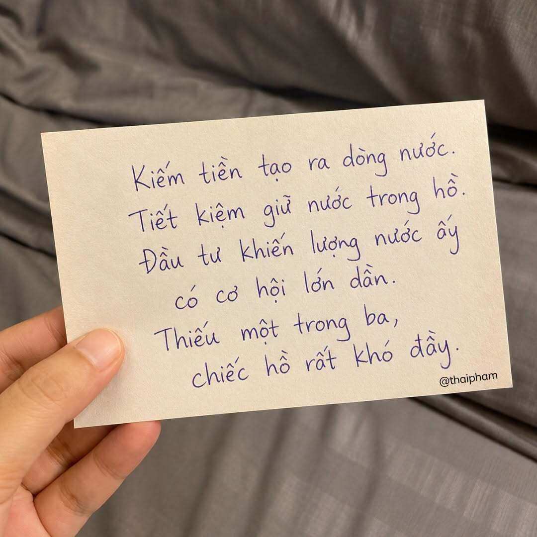 Kiếm nhiều tiền, tiết kiệm nhiều tiền và đầu tư giỏi, điều gì có thể thực sự quyết định một người có thể giàu lên?
