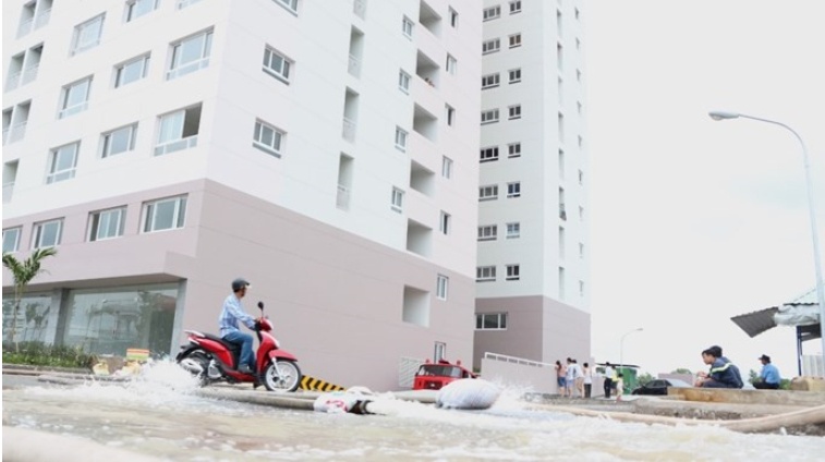 Bí quyết “săn” nhà mùa mưa bão