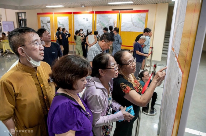Bí thư Hà Nội: Hoàn thành tái định cư mới thu hồi đất ở dự án ven sông Hồng