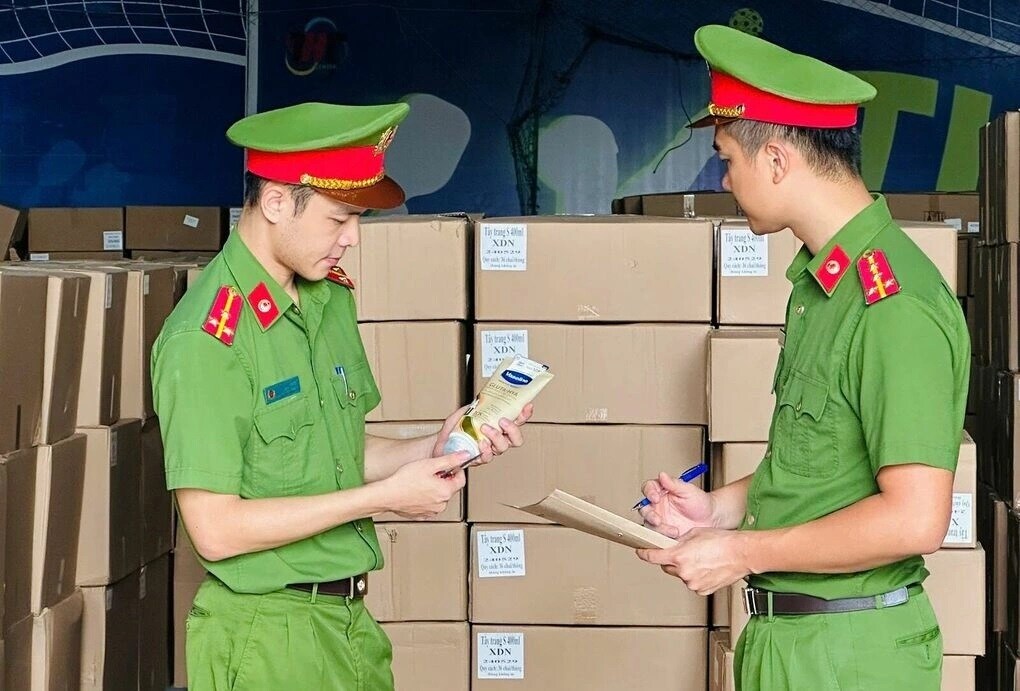 Đường dây làm giả hơn một triệu viên 'An Cung chống đột quỵ'